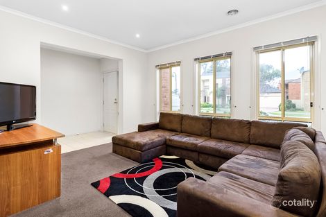 Property photo of 2 Crepe Myrtle Crescent South Morang VIC 3752