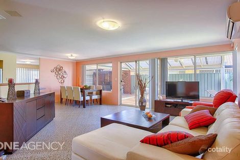 9 Tozer Loop, Atwell, WA 6164