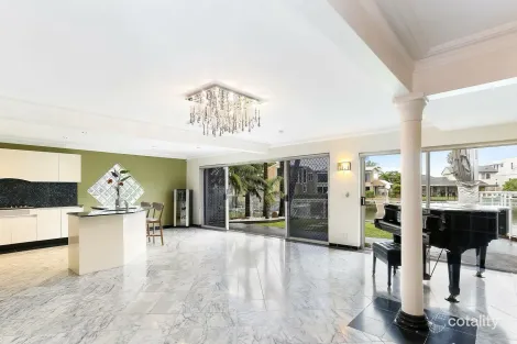 Property photo of 166 Belgrave Esplanade Sylvania Waters NSW 2224