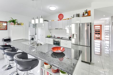 5 Sweetlip Cct, Mountain Creek, QLD 4557