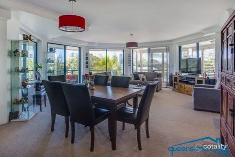 Property photo of 2/22 Montgomery Avenue Main Beach QLD 4217
