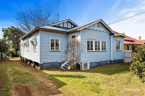 23 Eton St, East Toowoomba, QLD 4350