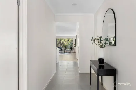 Property photo of 27 Midland Road Doreen VIC 3754