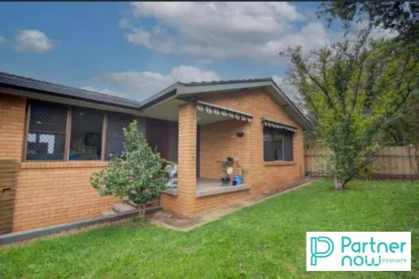 15 Woodburn Way, East Tamworth, NSW 2340