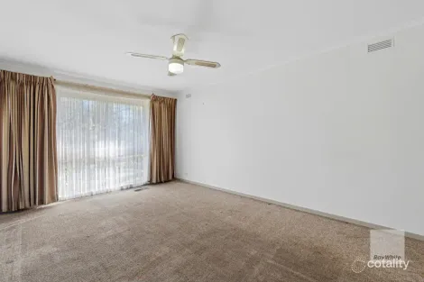 Property photo of 6 Bean Court Keilor Downs VIC 3038