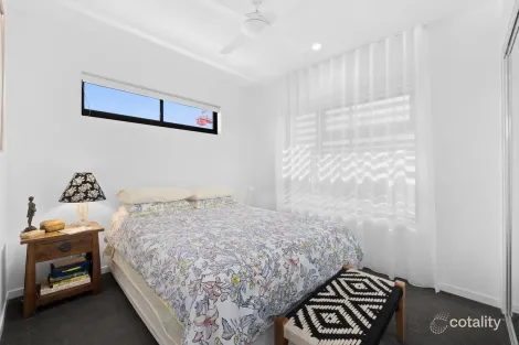 Property photo of 2701/77 Bride Street Wynnum QLD 4178