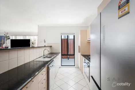 Property photo of 121 Sentry Drive Parklea NSW 2768