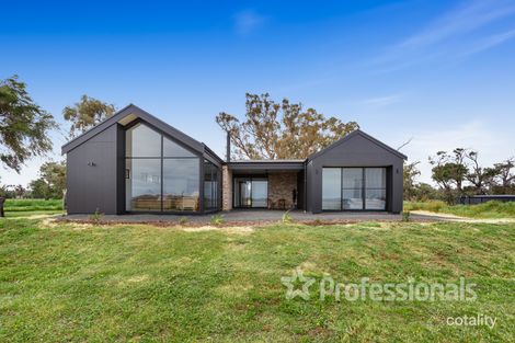 699 Cathedral Ave, Parkfield, WA 6233