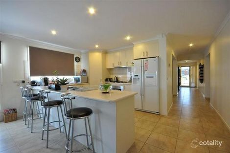 Property photo of 24 Gippsland Way Craigieburn VIC 3064