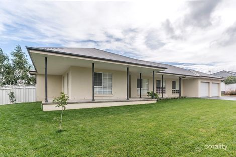 Property photo of 8 Roselawn Drive Orange NSW 2800