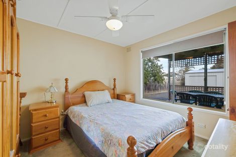 Property photo of 14 Rogan Close Cowes VIC 3922