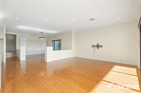 Property photo of 52A Lakeview Drive Edgewater WA 6027