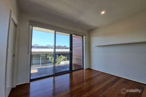 Property photo of 12 Chanter Terrace Coombs ACT 2611