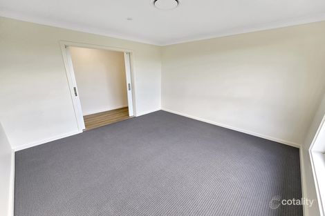 Property photo of 35 Knox Crescent Caerleon NSW 2850