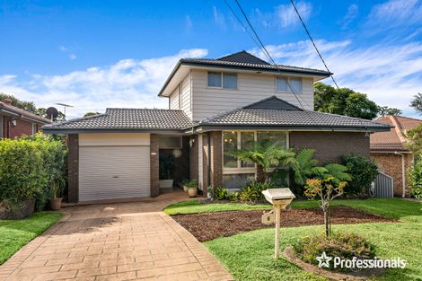 Property photo of 6 Amberdale Avenue Picnic Point NSW 2213