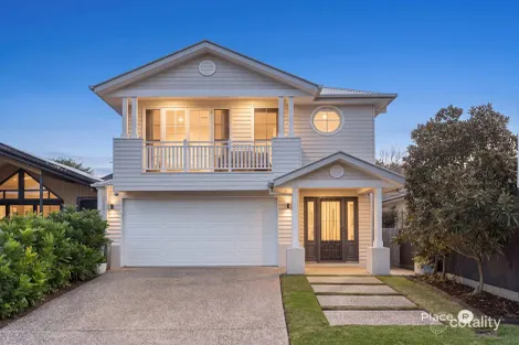 11 Mein St, Scarborough, QLD 4020
