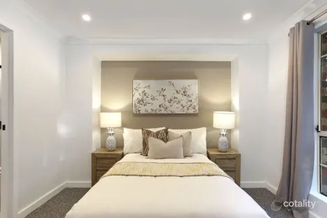 Property photo of 13 Dawson Place Menai NSW 2234