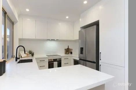 Property photo of 13 Dawson Place Menai NSW 2234