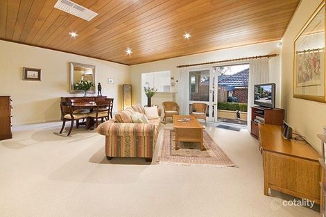 Property photo of 2/9 St Georges Crescent Ashburton VIC 3147