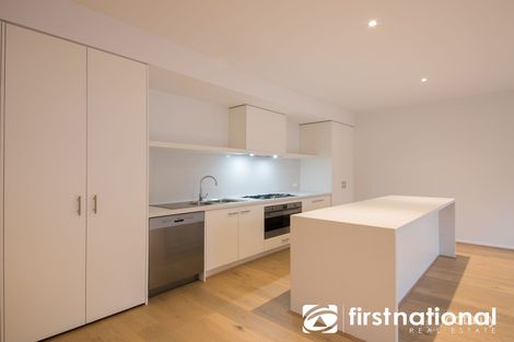 Property photo of 4/16-18 Harkaway Road Berwick VIC 3806