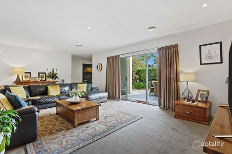 Property photo of 34 Vale Street Mornington VIC 3931