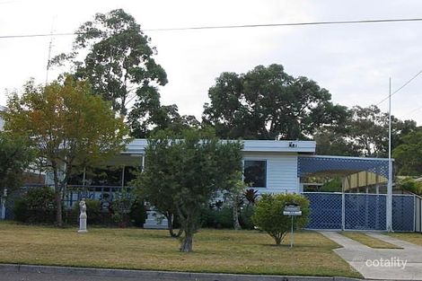 Property photo of 152 Cams Boulevard Summerland Point NSW 2259