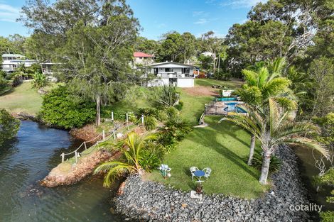 Property photo of 110 Minjerriba Road Russell Island QLD 4184