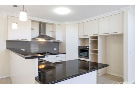 Property photo of 66 Honeyeater Circuit Thurgoona NSW 2640
