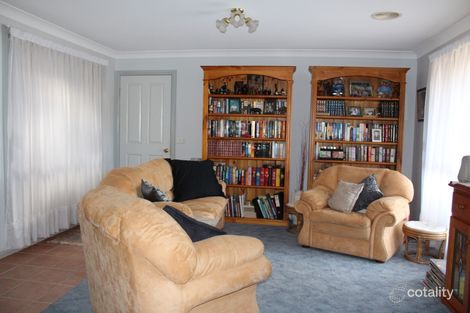 Property photo of 31 Ussher Crescent Windradyne NSW 2795