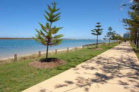 Property photo of 2/434 Marine Parade Biggera Waters QLD 4216