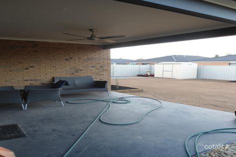 Property photo of 13 McConnachie Court Ascot VIC 3551