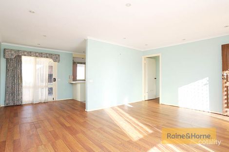 Property photo of 2 Fisher Place Kurunjang VIC 3337