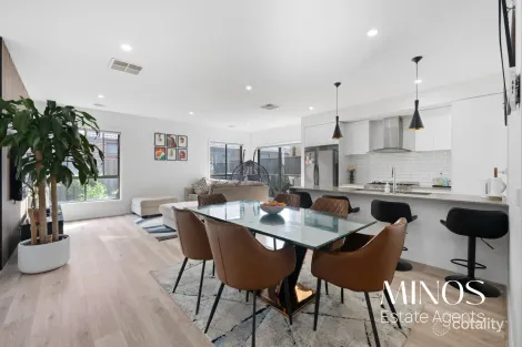 Property photo of 45 Watercarter Crescent Wollert VIC 3750