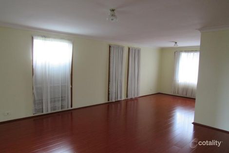 Property photo of 9 Merdle Place Ambarvale NSW 2560