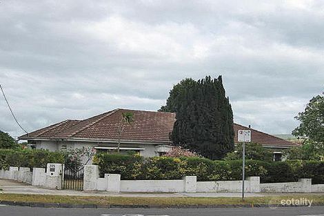 395 Alma Rd, Caulfield North, VIC 3161