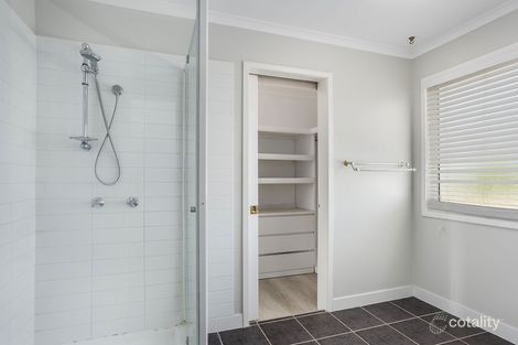 Property photo of 6 Bernadette Crescent Rosewood QLD 4340