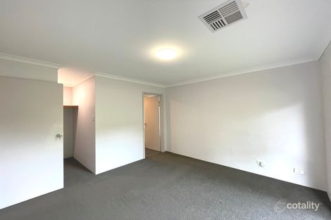 Property photo of 13 Juania Place Warnbro WA 6169