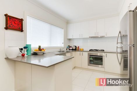 Property photo of 2/19 Robin Drive Carrum Downs VIC 3201