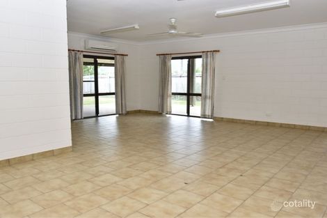 Property photo of 11 Riverside Parade Trinity Park QLD 4879