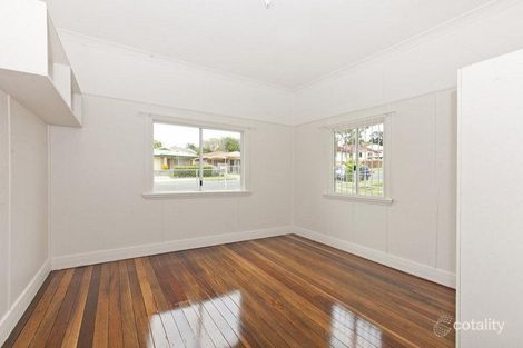 Property photo of 90 Southwick Street Wynnum QLD 4178
