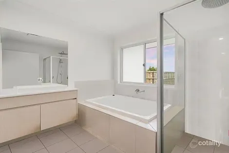 Property photo of 32 Almandin Street Logan Reserve QLD 4133