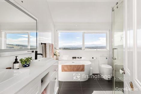 Property photo of 200 Evans Road Cockatoo VIC 3781