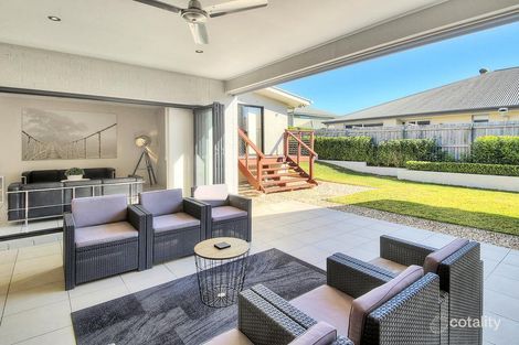 Property photo of 13 Canopy Court Brookwater QLD 4300