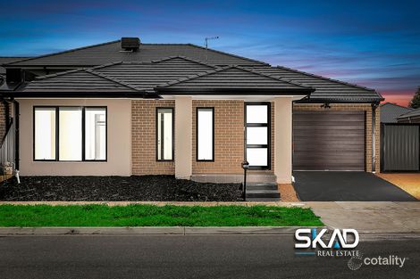 Property photo of 2 Star Way Craigieburn VIC 3064