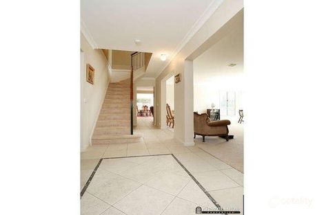 Property photo of 5 Emerson Court Jerrabomberra NSW 2619