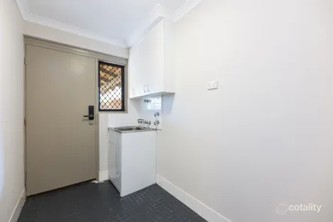 Property photo of 1/8 Gwenyfred Road Kensington WA 6151