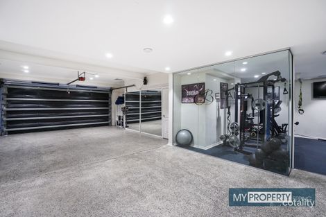 Property photo of 8 Cranbrook Place Illawong NSW 2234