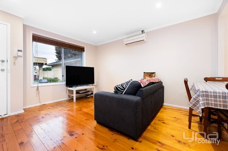 Property photo of 4/27 Broadmeadows Road Tullamarine VIC 3043
