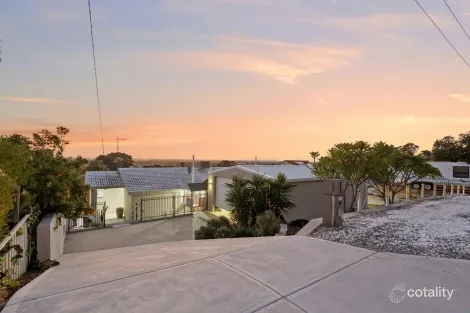Property photo of 18 Sunset Terrace Kelmscott WA 6111