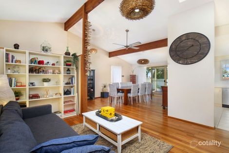 Property photo of 15 Fox Close Kariong NSW 2250